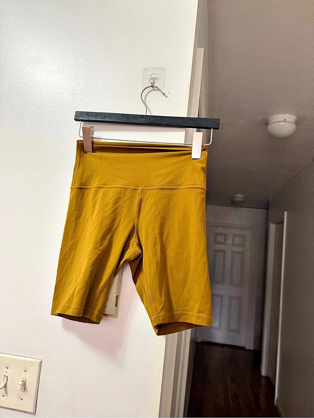 Lululemon Athletic Shorts in Yellow Size 6